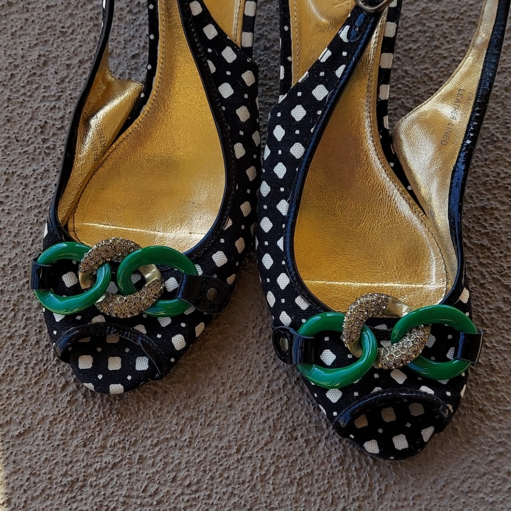 J.CREW SIZE 7 2.5," HEEL GENUINE LEATHER. OPEN TOE